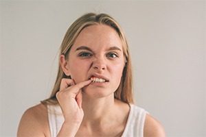 Woman with dental pain